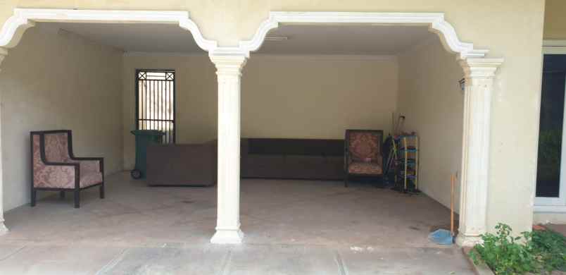 dijual rumah depok