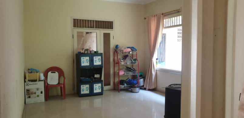 dijual rumah depok