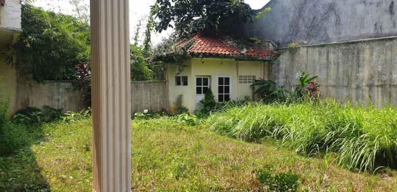 dijual rumah depok