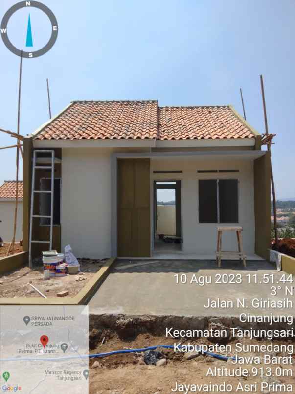 dijual rumah desa cinanjung