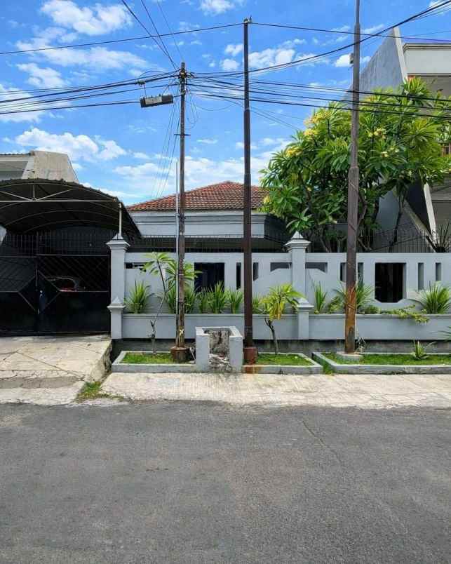 dijual rumah dharmahusada indah mulyorejo