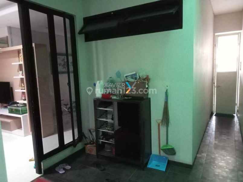 dijual rumah dharmahusada utara