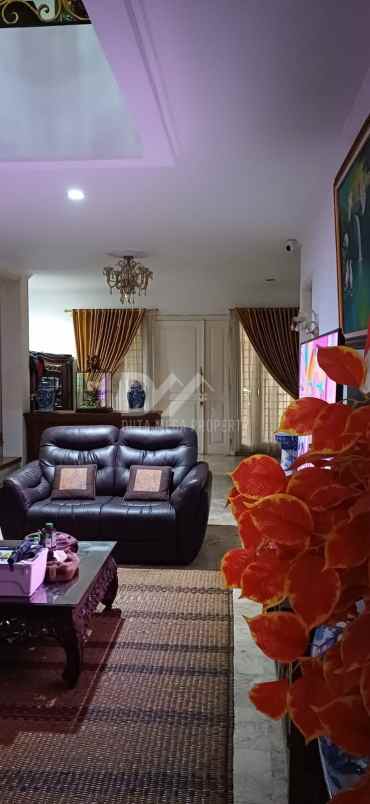 dijual rumah di bintaro tangerang selatan