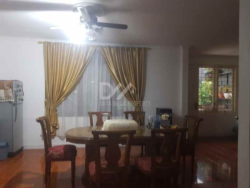 dijual rumah di bintaro tangerang selatan