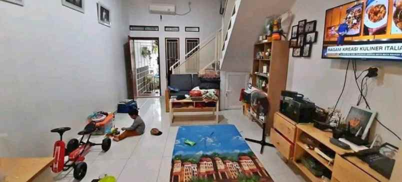 dijual rumah di daerah cipondoh tangerang