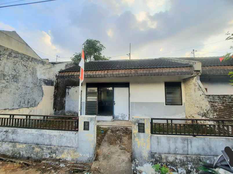 dijual rumah di dekat cpm jember