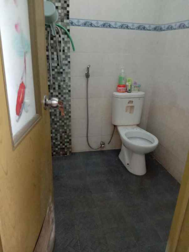 dijual rumah di jongke laweyan solo