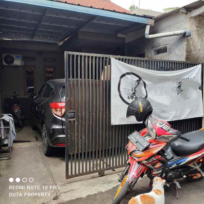 dijual rumah di komplek ciwastra dkt