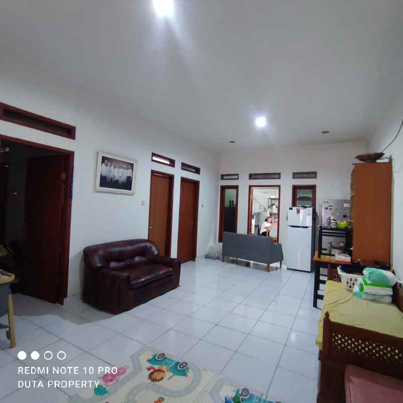 dijual rumah di komplek ciwastra dkt