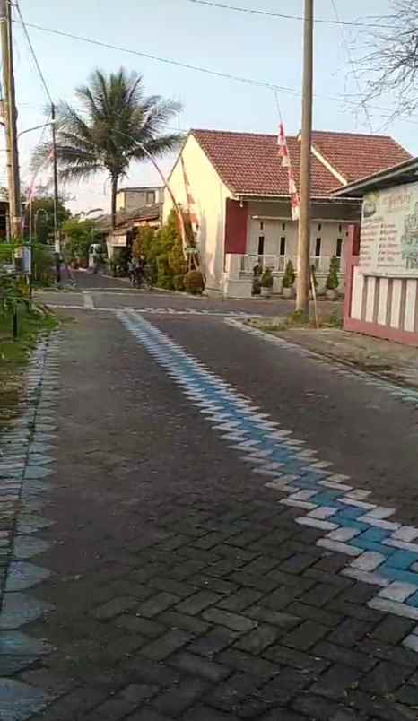 dijual rumah di perum mlg anggun sejahtera blok d4 26