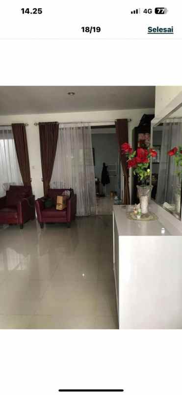 dijual rumah di perumahan emerald land cibinong bogor
