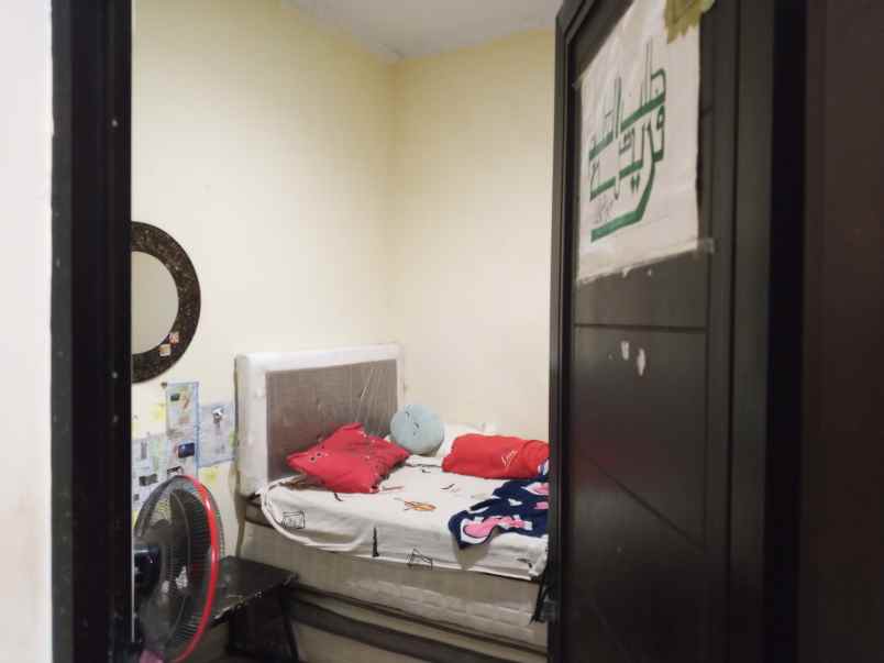 dijual rumah di perumahan poris indah