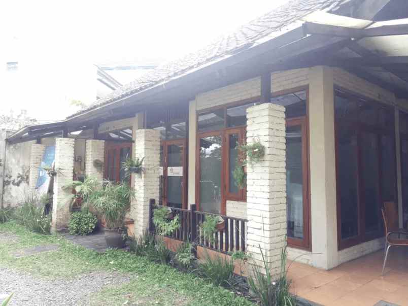 dijual rumah dr rajiman