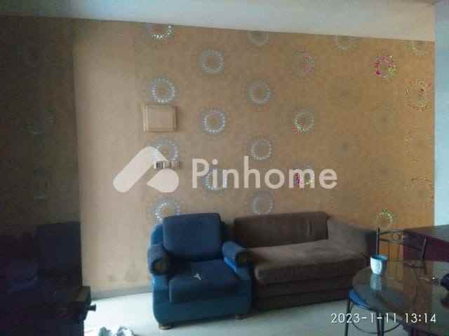 dijual rumah duren sawit