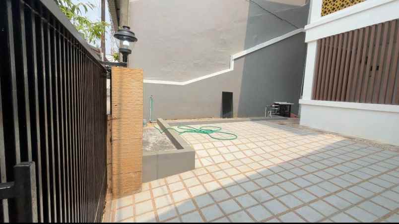 dijual rumah duta kranji