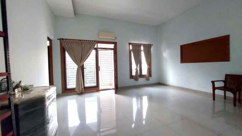 dijual rumah gading griya lestari