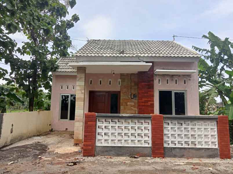 dijual rumah gatak karangdukuh