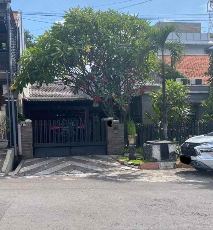 dijual rumah gayungsari