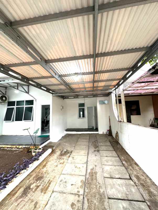 dijual rumah giriloka 1 bsd tangsel