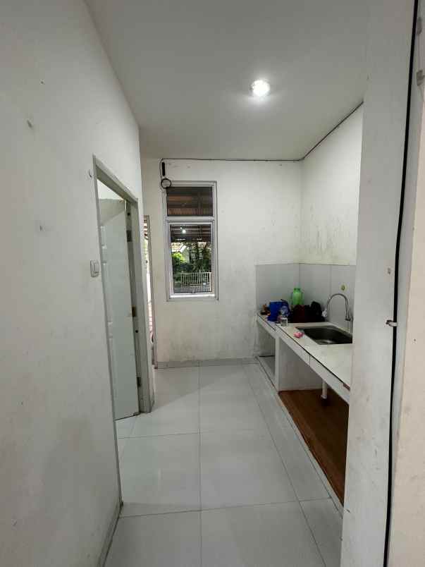 dijual rumah giriloka 1 bsd tangsel