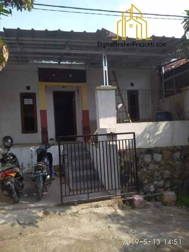 dijual rumah graha padalarang