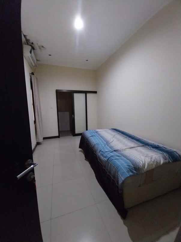 dijual rumah grand sharon residence