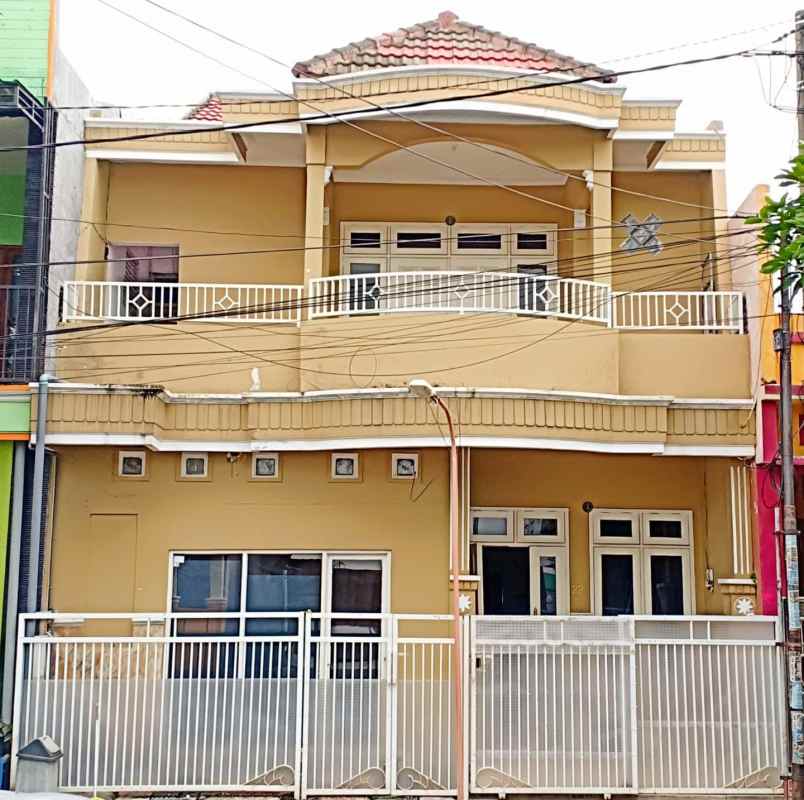 dijual rumah gresik kota baru
