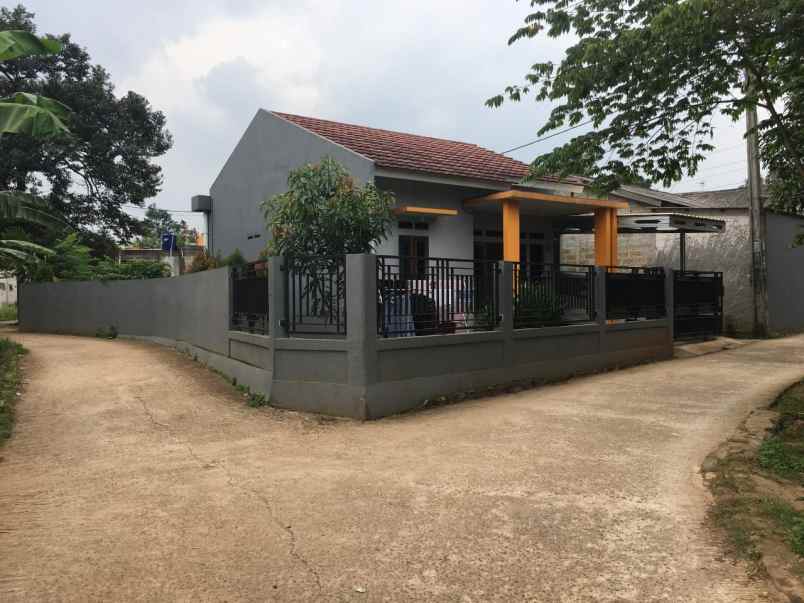 dijual rumah gunung sindur