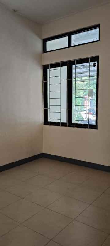 dijual rumah harapan mulya regency