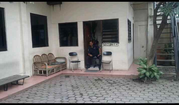 dijual rumah hitung tanah di jakarta selatan