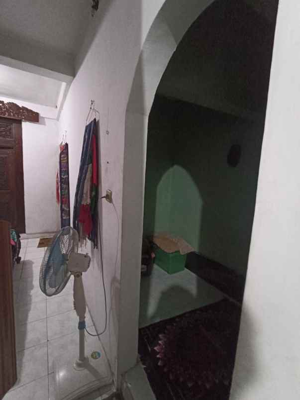 dijual rumah hook siap huni