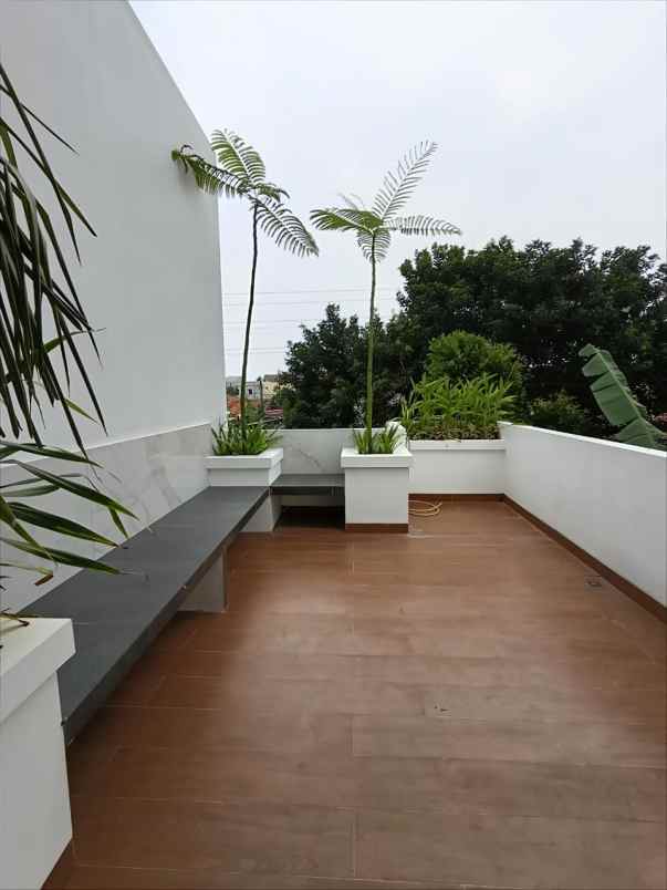 dijual rumah jagakarsa jakarta selatan