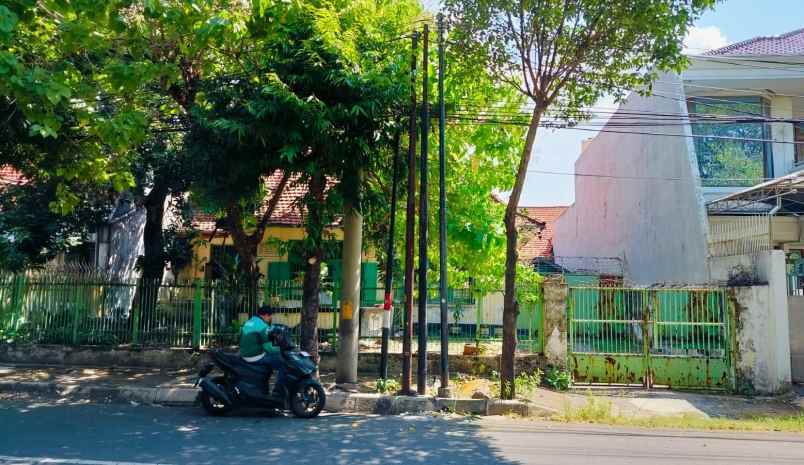 dijual rumah jaksa agung suprapto surabaya pusat