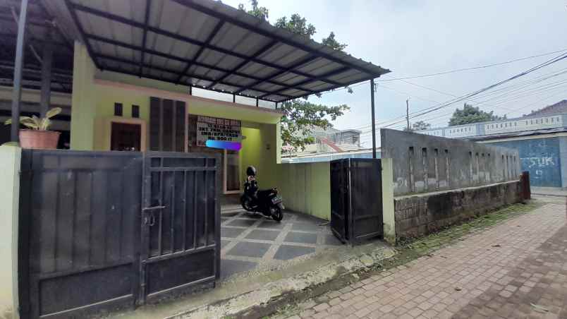 dijual rumah jalan cilangkap raya