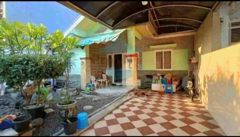 dijual rumah jalan darmo sentosa raya