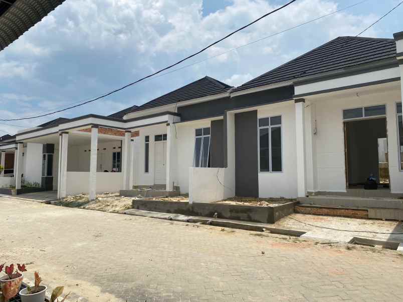 dijual rumah jalan delima pekanbaru