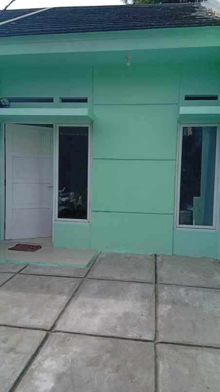 dijual rumah jalan gang masjid