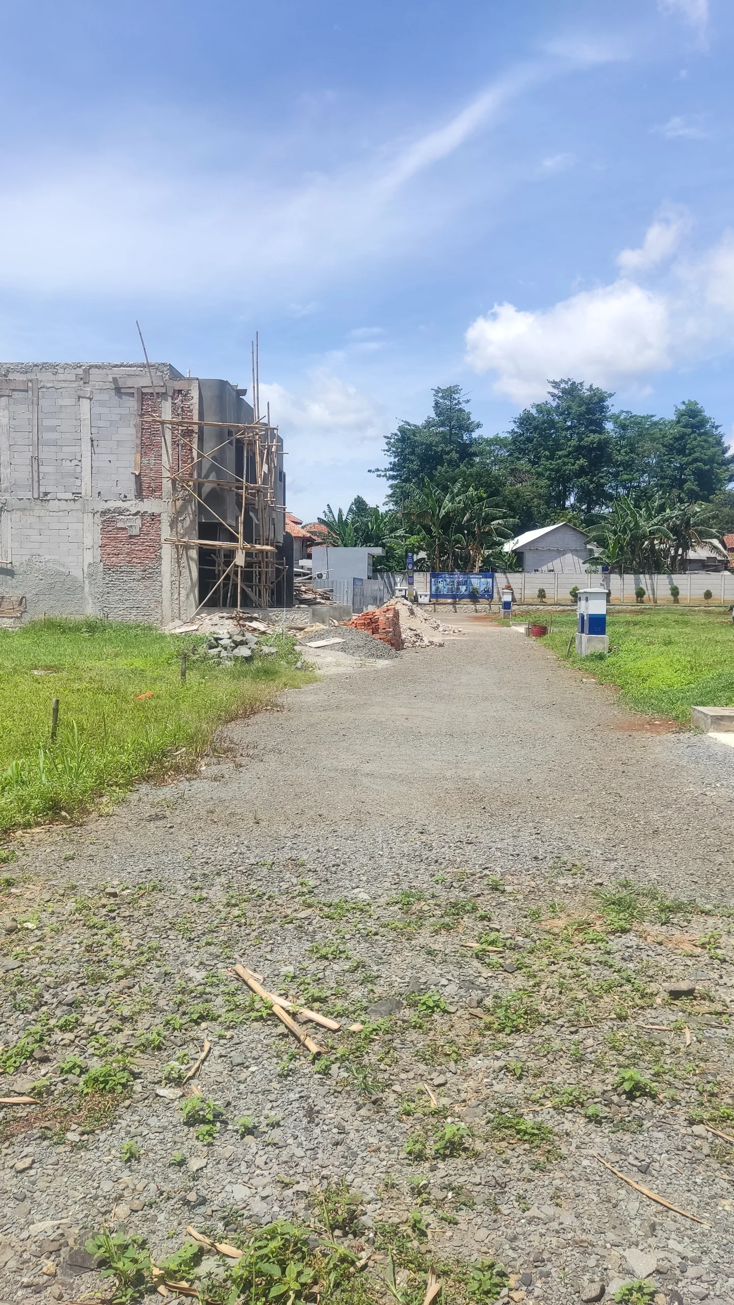 dijual rumah jalan h upni desa dangdang