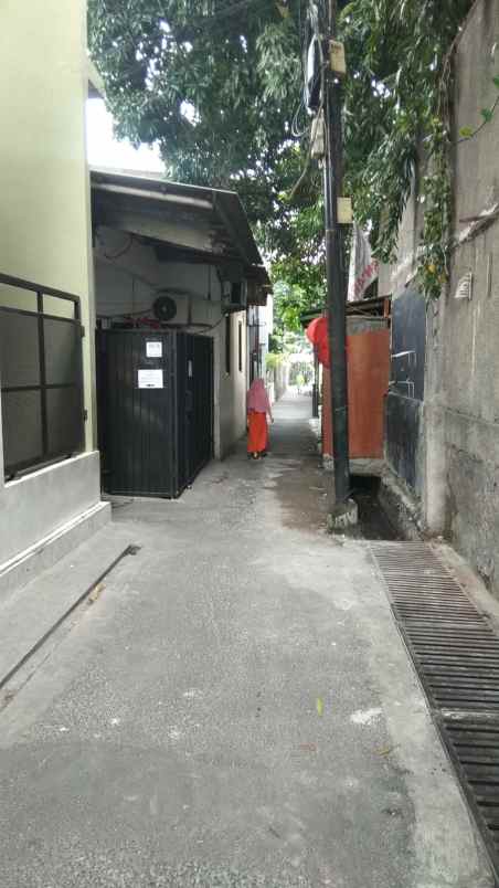 dijual rumah jalan hidup baru