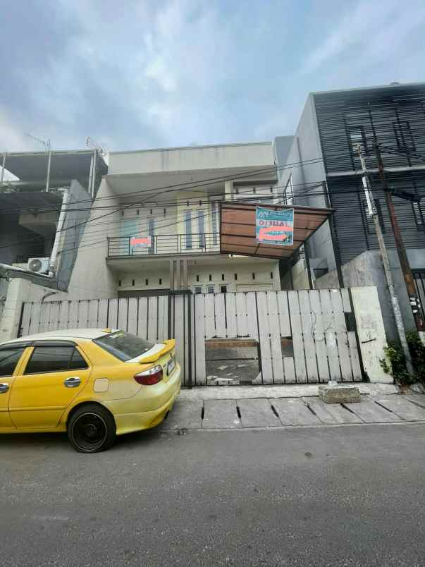 dijual rumah jalan kebon jahe ii