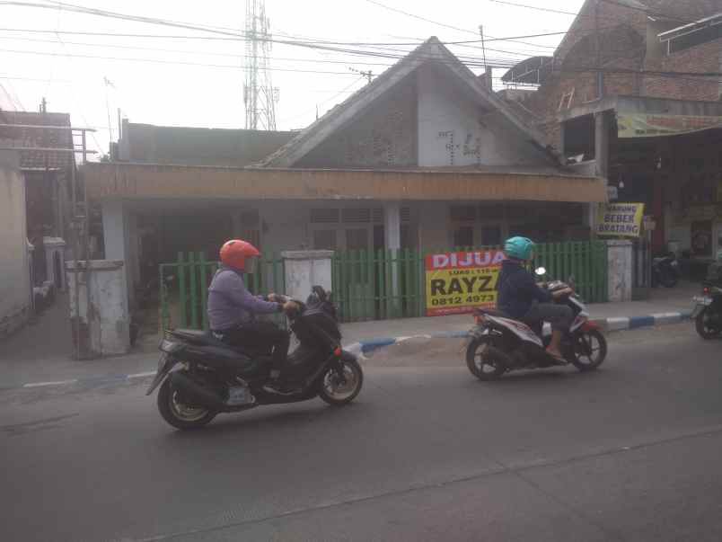 dijual rumah jalan kh mansyur pasuruan