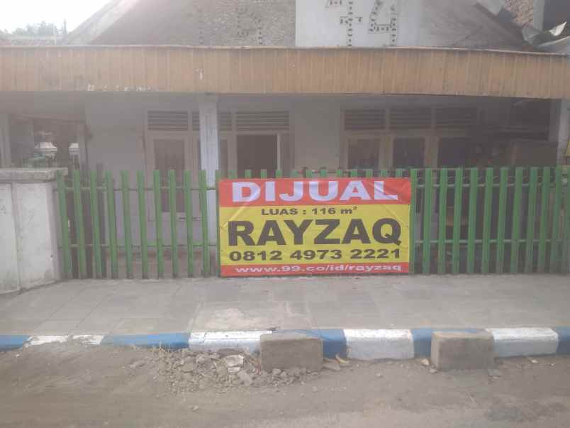 dijual rumah jalan kh mansyur pasuruan