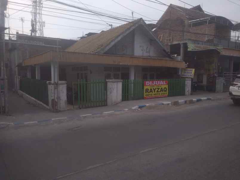 dijual rumah jalan kh mansyur pasuruan