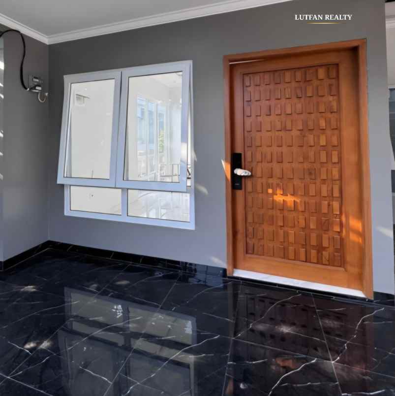 dijual rumah jalan limo raya