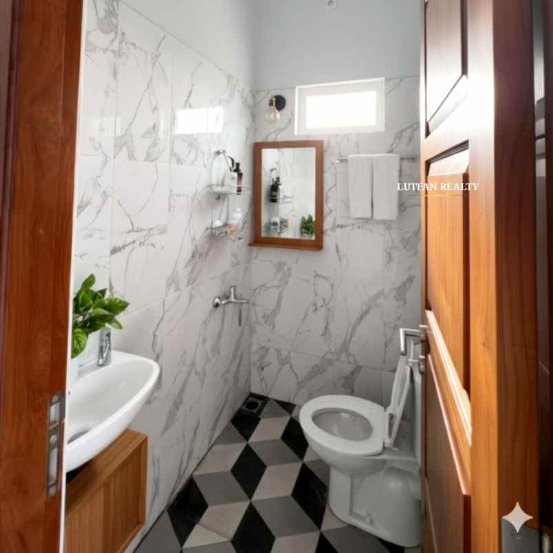 dijual rumah jalan limo raya