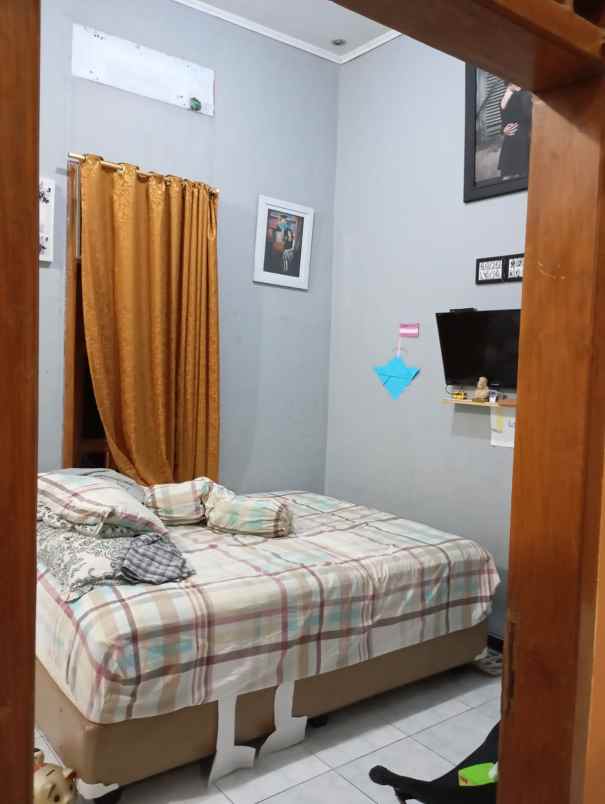 dijual rumah jalan merpati