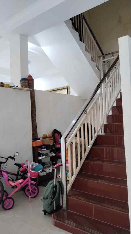 dijual rumah jalan paris haji husen 2