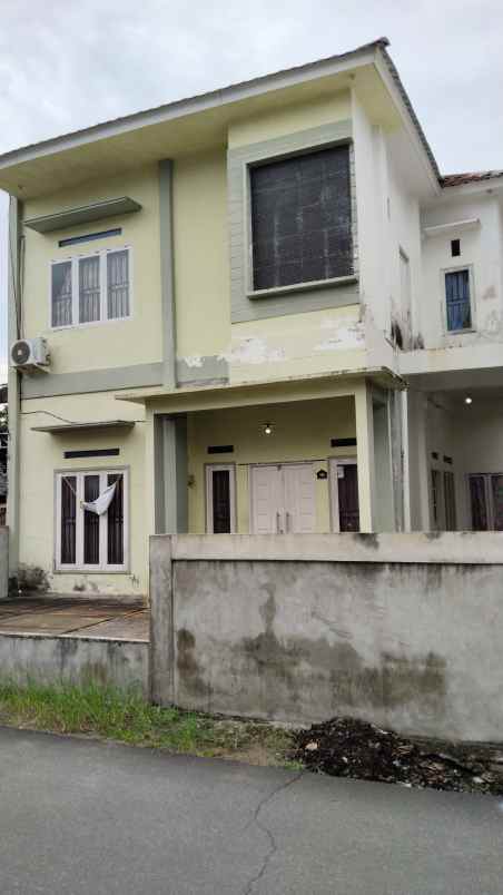 dijual rumah jalan paris haji husen 2