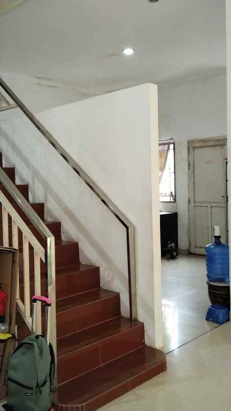 dijual rumah jalan paris haji husen 2