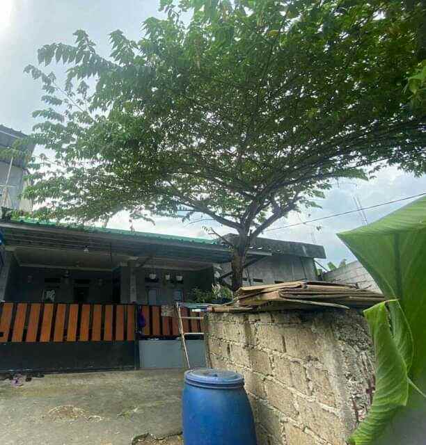 dijual rumah jalan raya bedahan